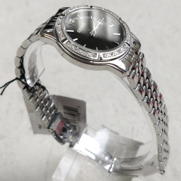 Seiko | Accessories | Seiko 6n220g0 Swarovski Crystals Watch H358 | Poshmark